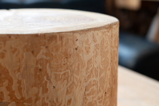 与謝野スギの丸太こども椅子