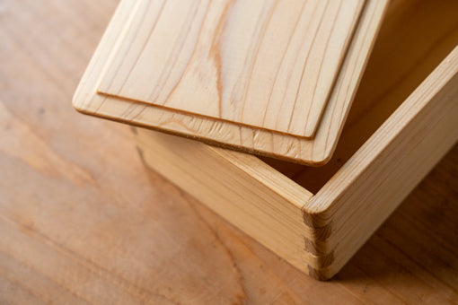 与謝野ヒノキのお弁当箱